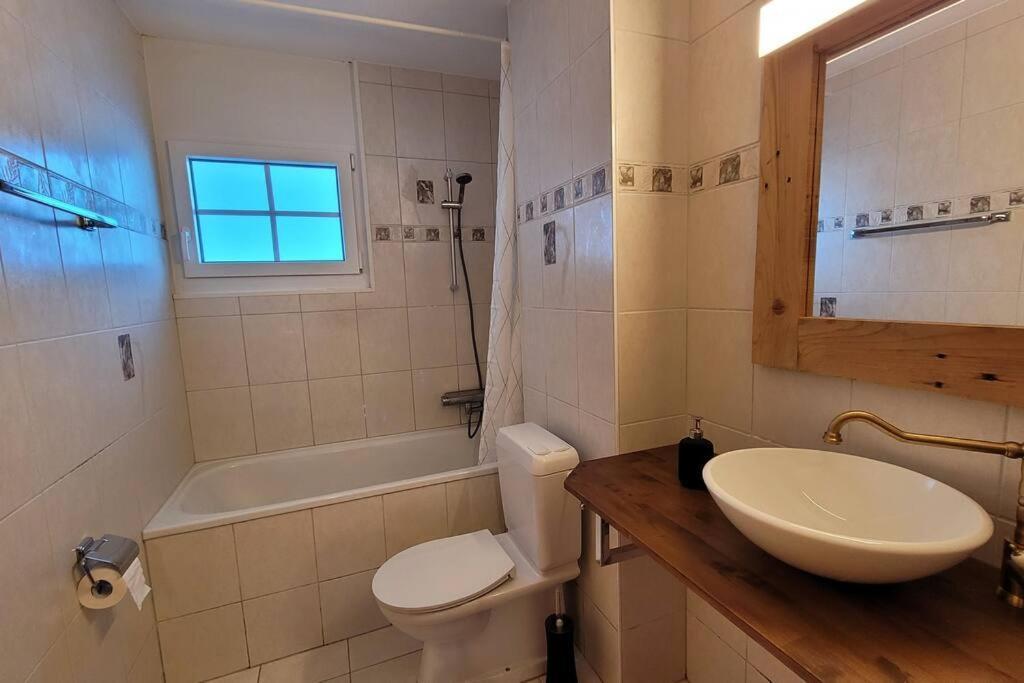 Appartement Avec Terrasse Ensoleillee Gruyeres Buitenkant foto