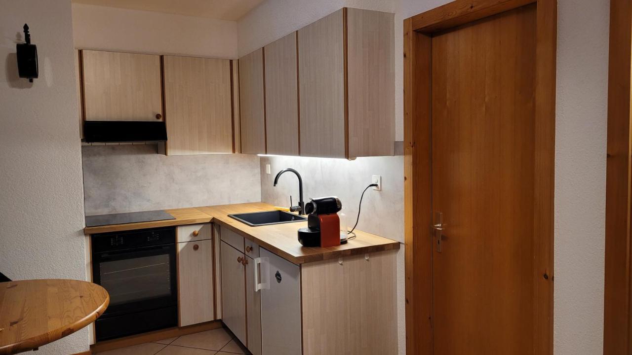 Appartement Avec Terrasse Ensoleillee Gruyeres Buitenkant foto